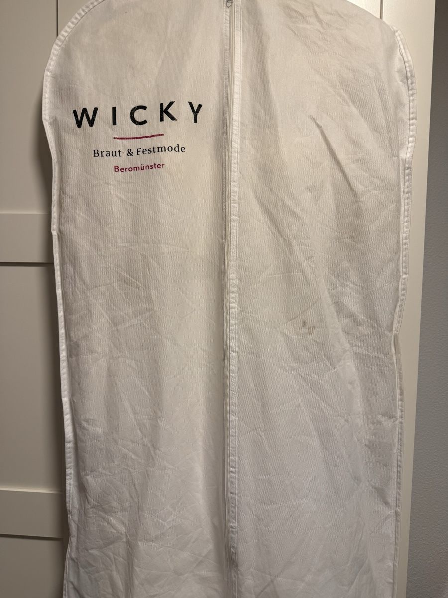 Vestiti: Brautkleid Wickys – Nuovo (secondo la descrizione) da Holderbank AG venduto da dar_kx2h 2