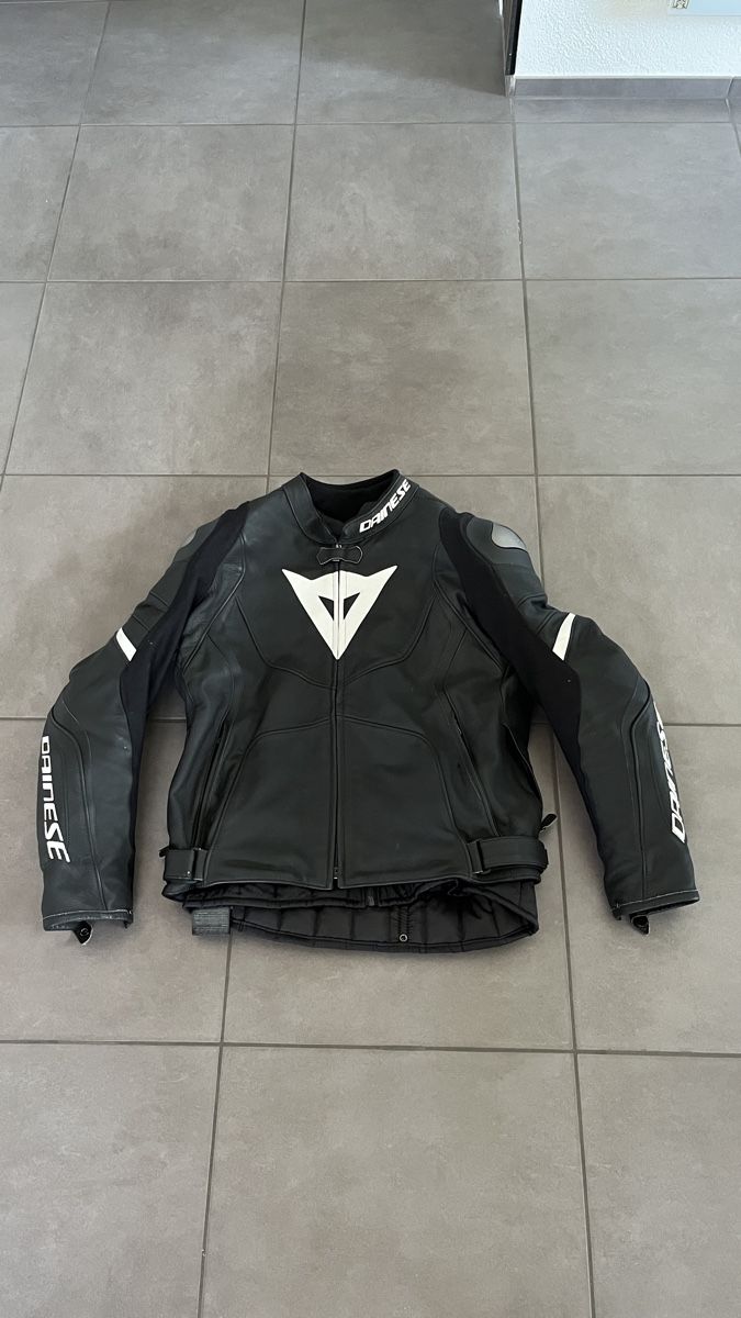 Dainese Lotti di vestiti: Motorrad Jacke und Hose – Usato da Entlebuch venduto da reini30