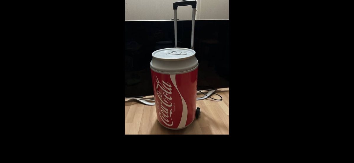 Coca-Cola Frigoriferi & Refrigeratori: Coca-Cola Kühler Dose mit Rollen und Griff gebraucht – Nuovo (secondo la descrizione) da BASEL venduto da zum_schneugge 1