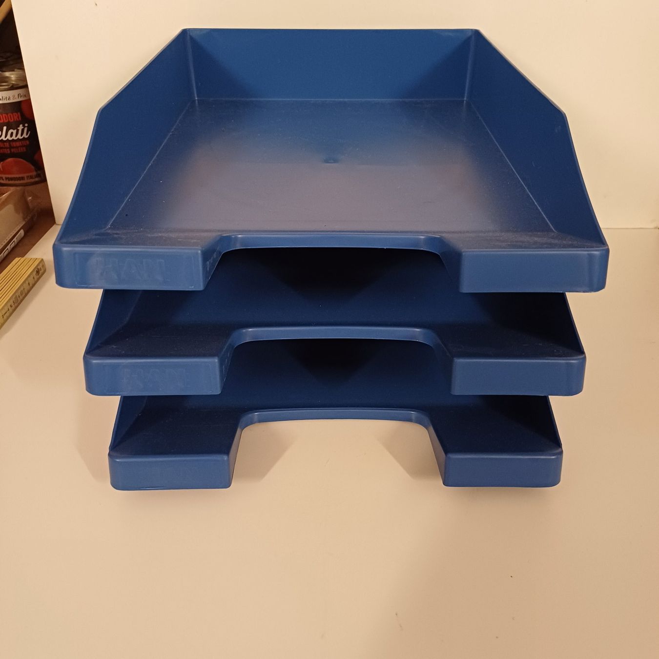 Contenitori & Simili: Bacs à courrier bleu 3 pieces bon état – Usato da Villeneuve VD venduto da vog_yc5s 1