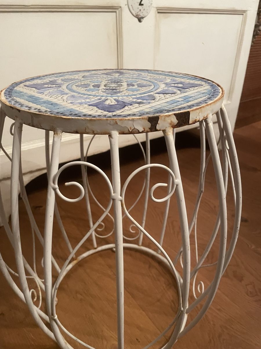Sgabelli: Alter Mosaik Beistelltisch / Hocker – Usato da Schaffhausen venduto da marakesch41 4