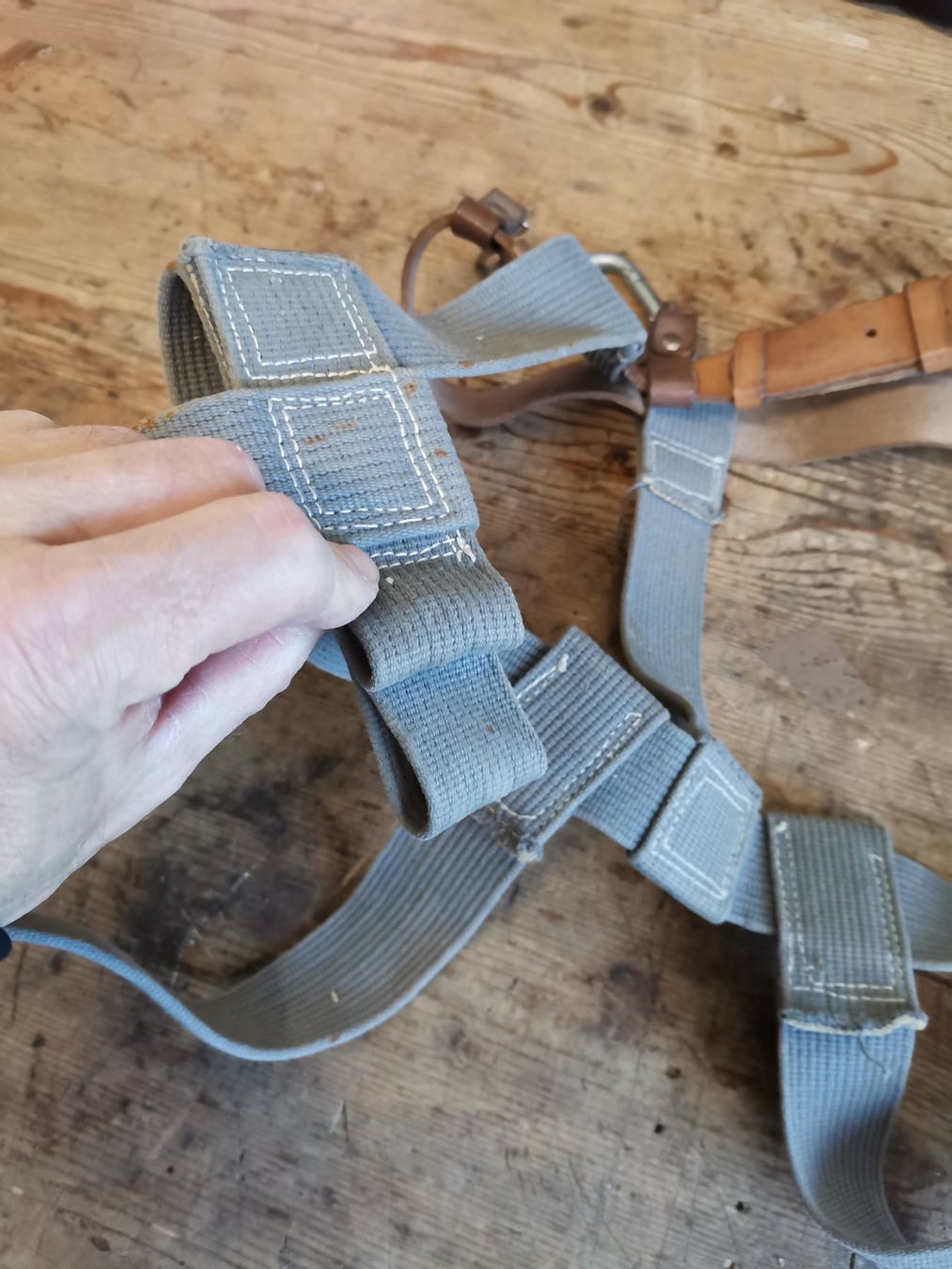 Kletterwände & Klettergriffe: Altes Klettergeschirr, Alter Klettergurt, – Gebraucht aus Wiedlisbach von materialkreislauf 3