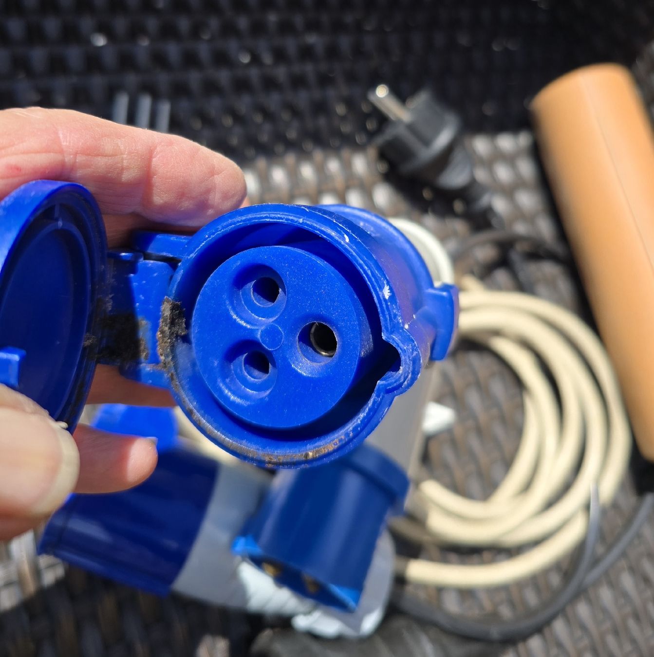 Kabel: 3 Camping Kabel – Gebraucht aus Walkringen von Vanuca 3