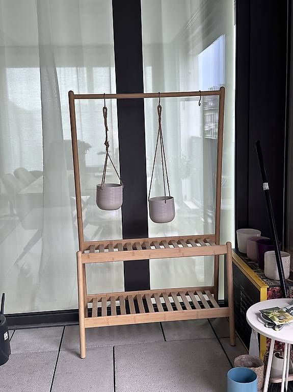 Ikea | DAKSJUS Blumenstnder inkl 2 Tpfe (Gebraucht) in Bern fr CHF 25   nur Abholung auf Ricardo kaufen