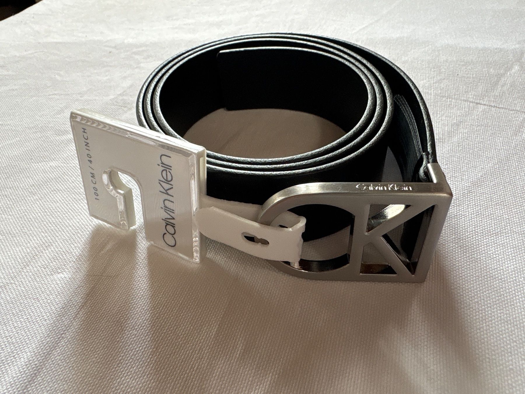 Calvin Klein Cinture: Cintura Calvin Klein 100cm – Nuovo (secondo la descrizione) da Coldrerio venduto da mkt911_4_U 2