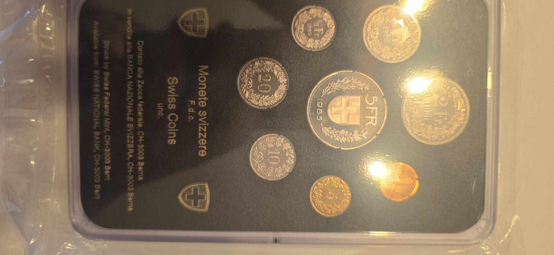 Tutti le monete: Pieces Fleur de coin 1985 – Nuovo e nell'imballaggio originale da Fribourg venduto da yan_z5fr