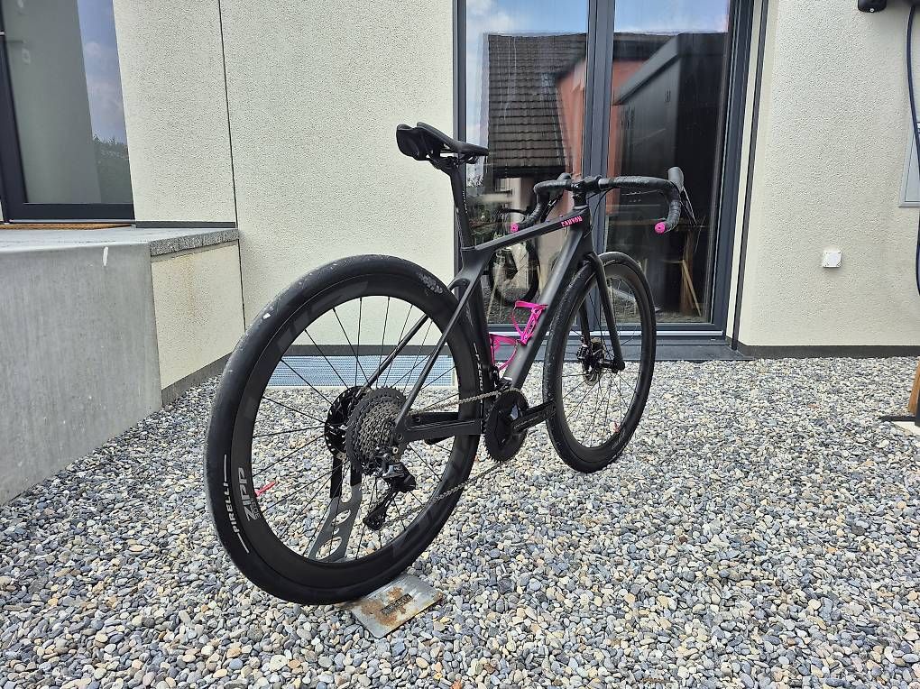 Canyon Vélos: Canyon Endurace CF 2023 – D'occasion à Fribourg par kri_z2ws 1