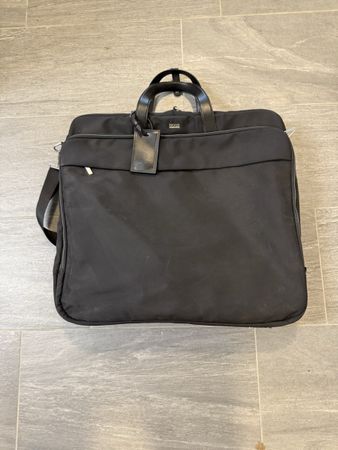 Hugo Boss Kleidersack Reisetasche Schwarz Top Zustand!