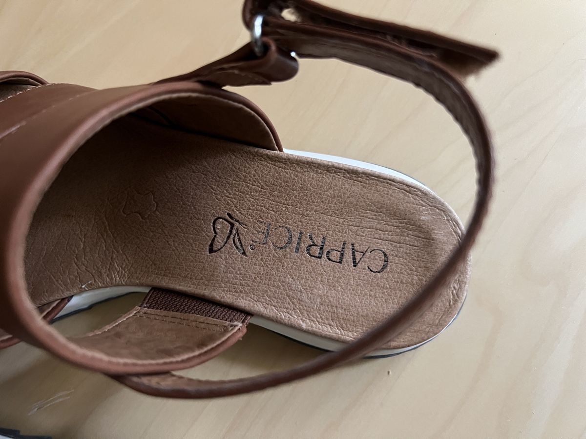 Scarpe da donna: Sandalen von Caprice Gr. 36 – Usato da Rüti ZH venduto da balance69 1