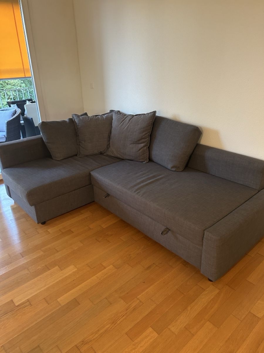 Ikea Sofas: !!GRATIS!!!Ecksofa mit Schlaffunktion grau  – Neuf (Voir description) à Wetzikon ZH par Wqqkend