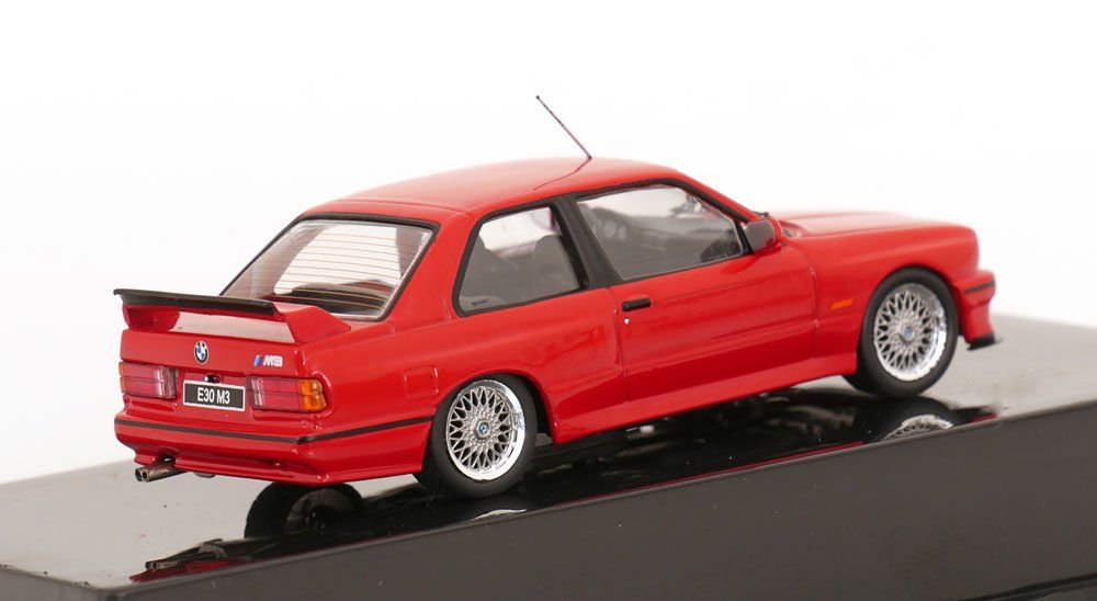 BMW Modellautos: BMW M3 E30 1986-1990 rot    1:43 von IXO – Neu und originalverpackt aus Gerlafingen von espero88 7