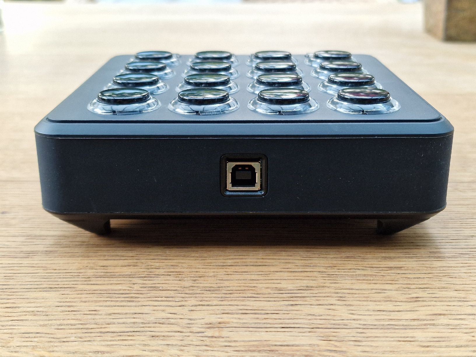Musikinstrumente: Midi Fighter 3D Controller schwarz neuwertig – Gebraucht aus Bürglen UR von lui_tnn7 2