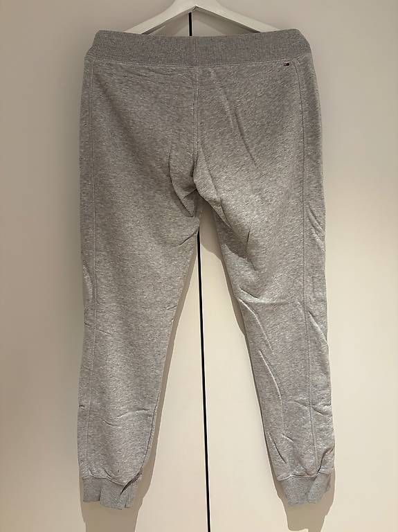 Hosen: Tommy Hilfiger Trainerhose grau S – Gebraucht aus Felsberg von Riggel 1