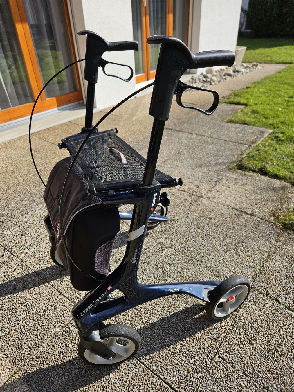 Ausili per la deambulazione: TOPPRO ROLLATOR Pegasus Carbon mit Zubehör! – Nuovo (secondo la descrizione) da Langendorf venduto da Apricot1 5