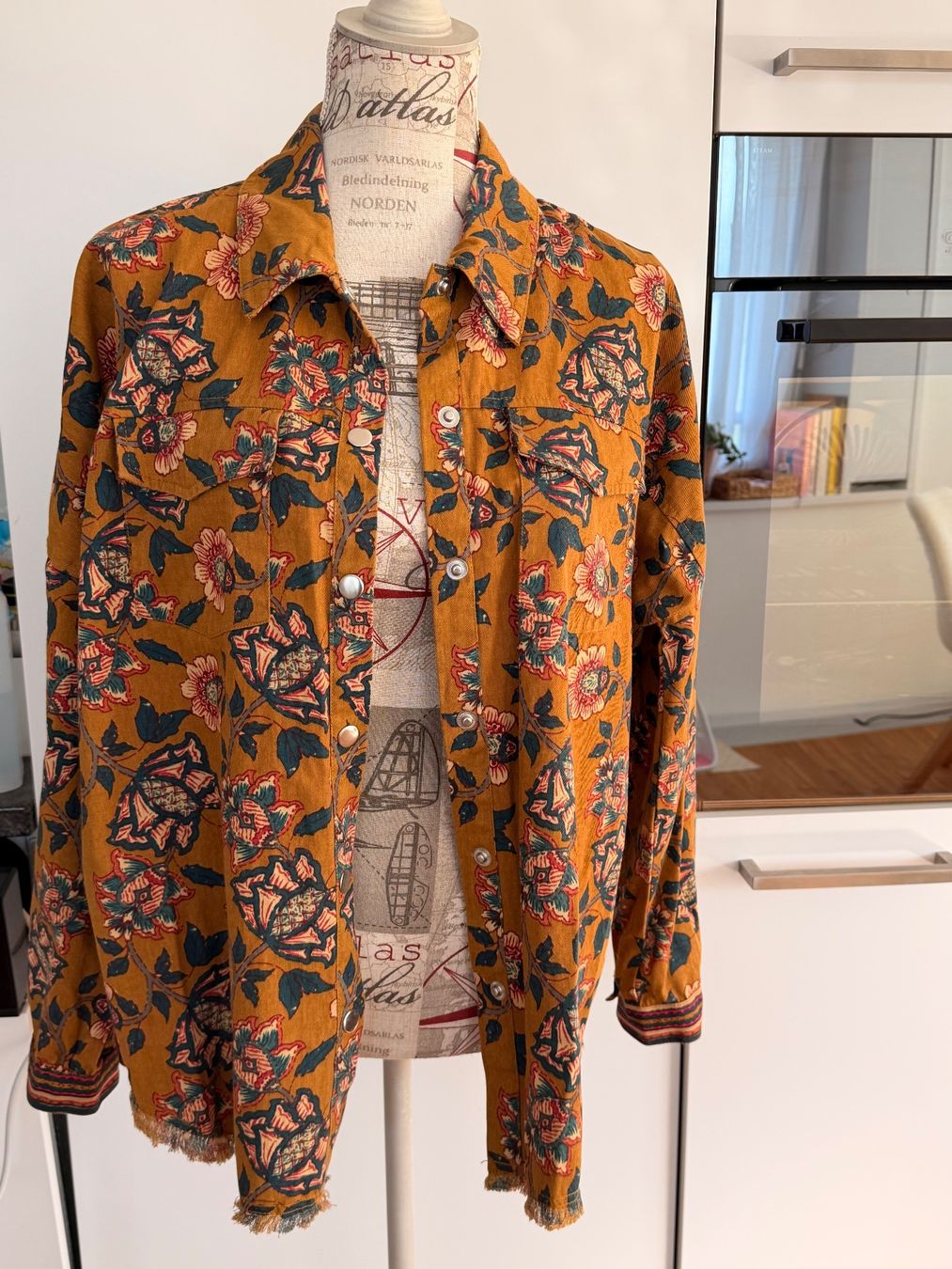 Zara Jacken: Shacket mit Blumenmuster | Grösse M – Neu (gemäss Beschreibung) aus Zumikon von ABrus01 3