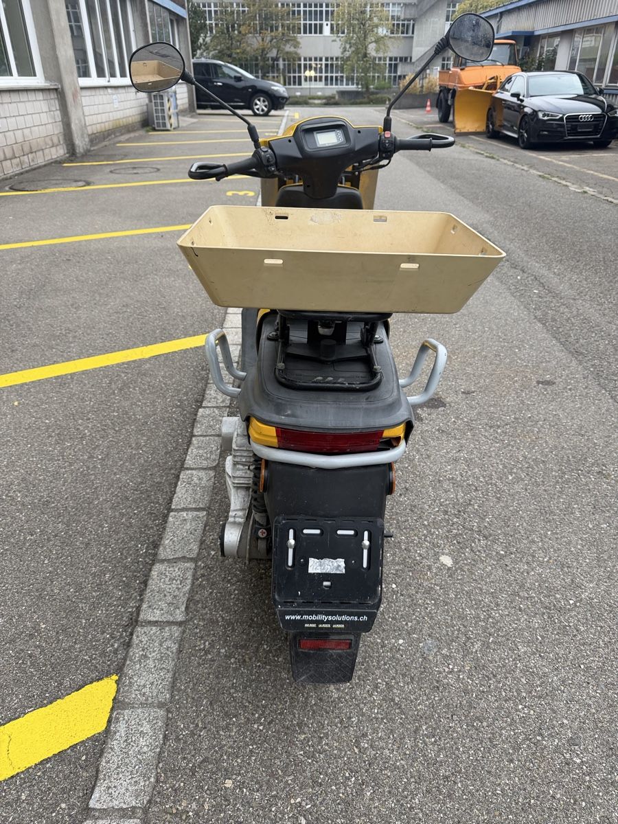 Veicoli elettrici: Roller OXYGEN OX5 Defekt 2011 ab 1.- – Difettoso da Otelfingen venduto da Haimoud 6