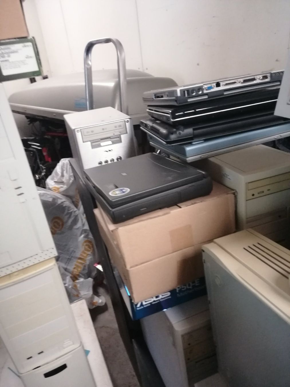 PCs: Vintage Compis und massig Zubehör – Defekt aus Jona von Krassmann 3