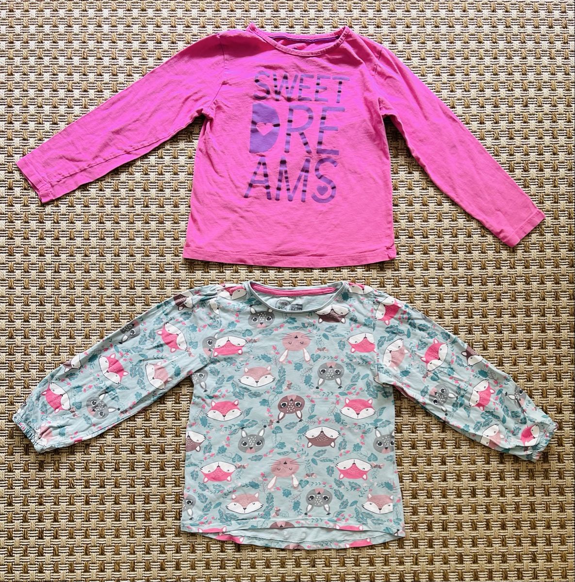 Maglioni & Felpe: 2 Pulls fille Taille 128 – Usato da Sion venduto da FashionStore3