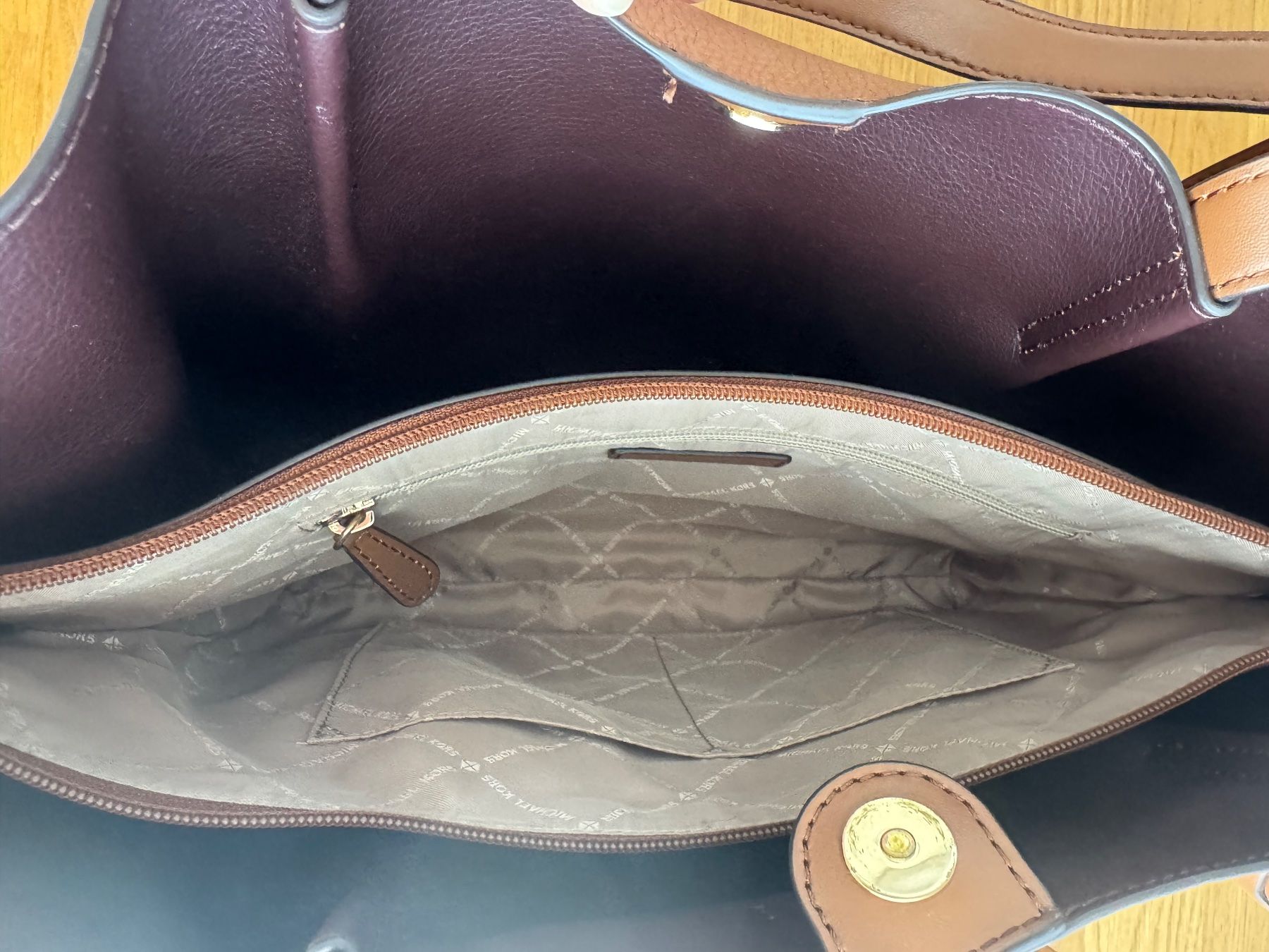 Michael Kors Borse da donna: Michael Kors Tasche Damen – Usato da Biel-Benken BL venduto da csr_b6dz 3