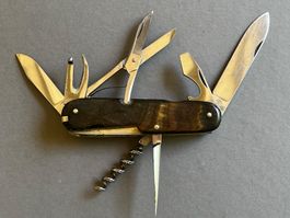 Altes (1931-43) Victorinox 84 mm Climber small; Horn, selten