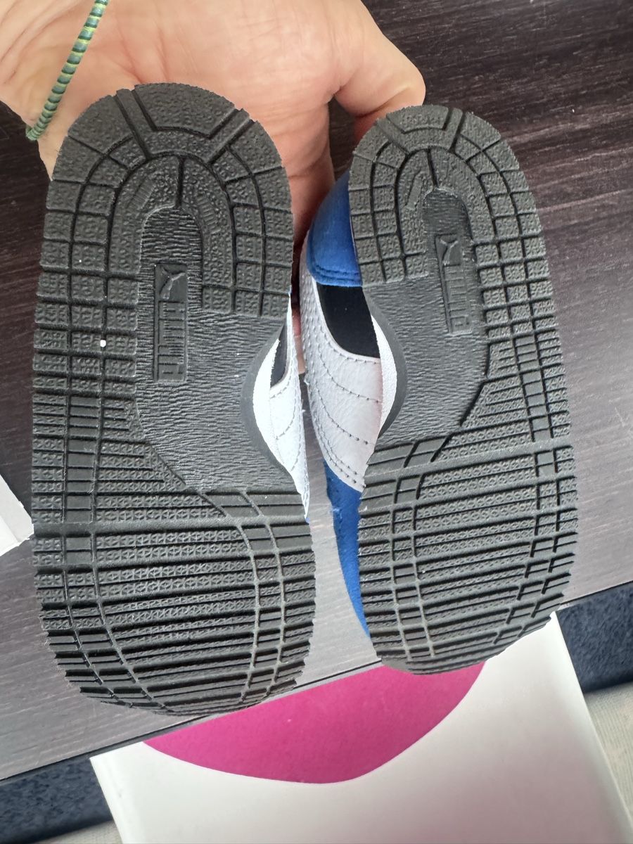 Puma Scarpe per ragazzi: Puma Kindersneaker 23 (neu) – Nuovo (secondo la descrizione) da Zürich venduto da Sebi999 1