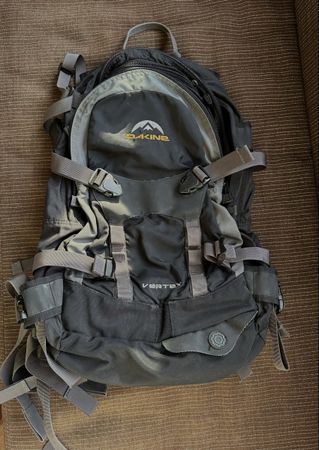 Rucksack Dakine Vertex grau schwarz 