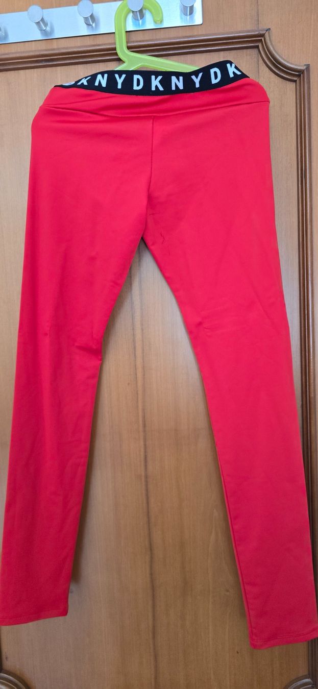 Calze & Collant: DKNY leggings, Gr. 9-10, 134-140 – Usato da Spreitenbach venduto da Breezyel 1
