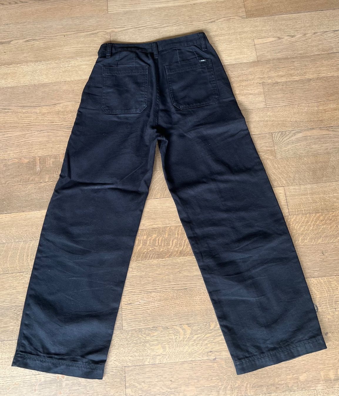 Vans Pantaloni: Vans pantalon noir en toile – Usato da Genève venduto da ohfildutemps 2