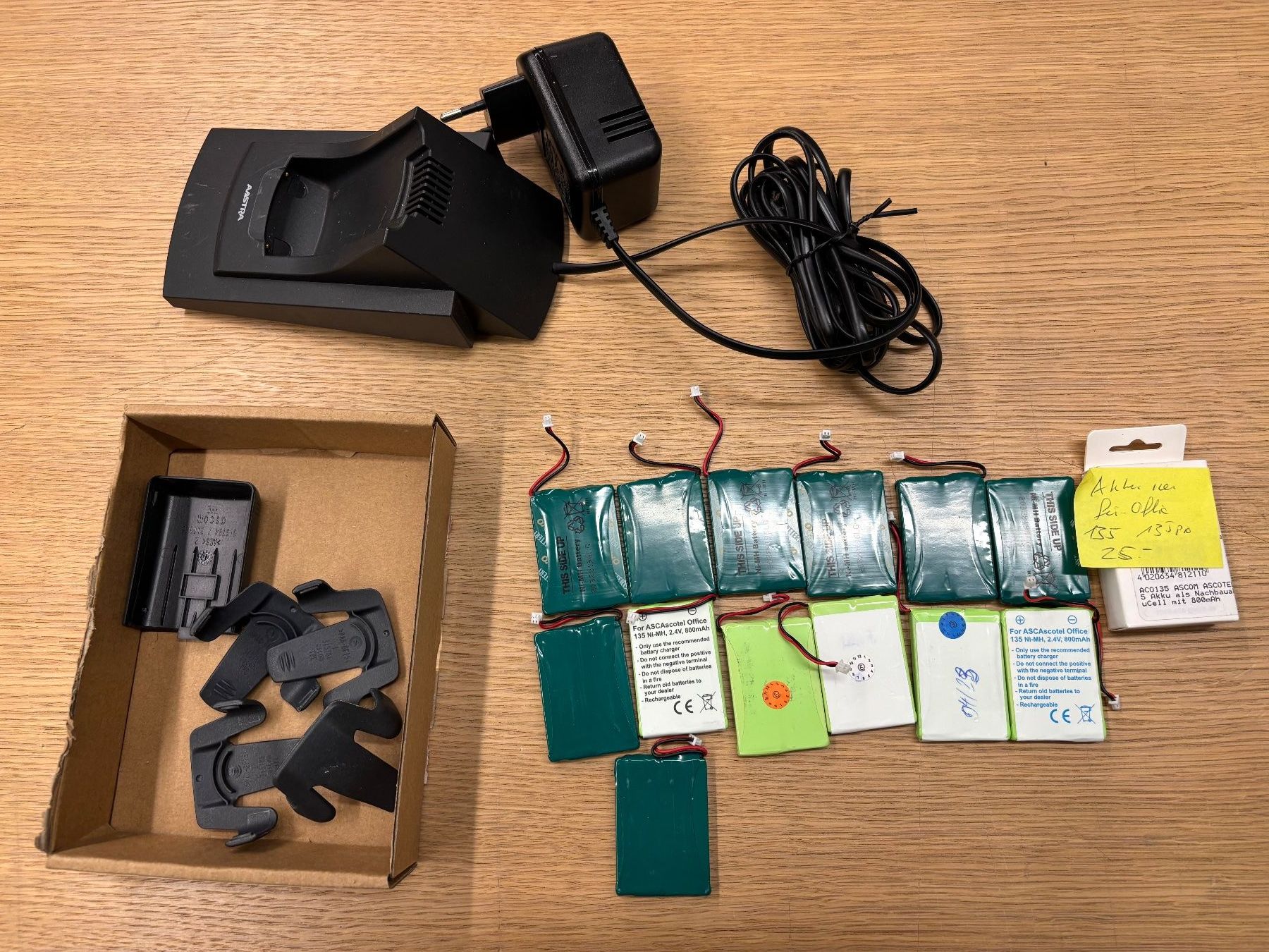 Aastra Telefoni: Aastra 135 & 135pro Dect Handys total 31 Stk. ohne Akku – Difettoso da Dielsdorf venduto da Duc_74 5