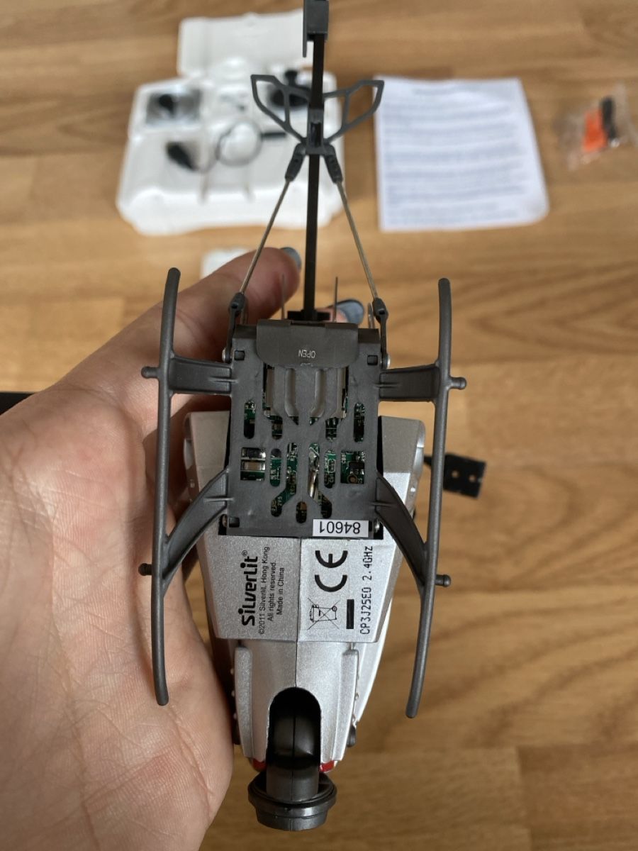 Giocattoli: Spielzeug Helikopter mit Kamera – Usato da Gränichen venduto da cat_lady 4