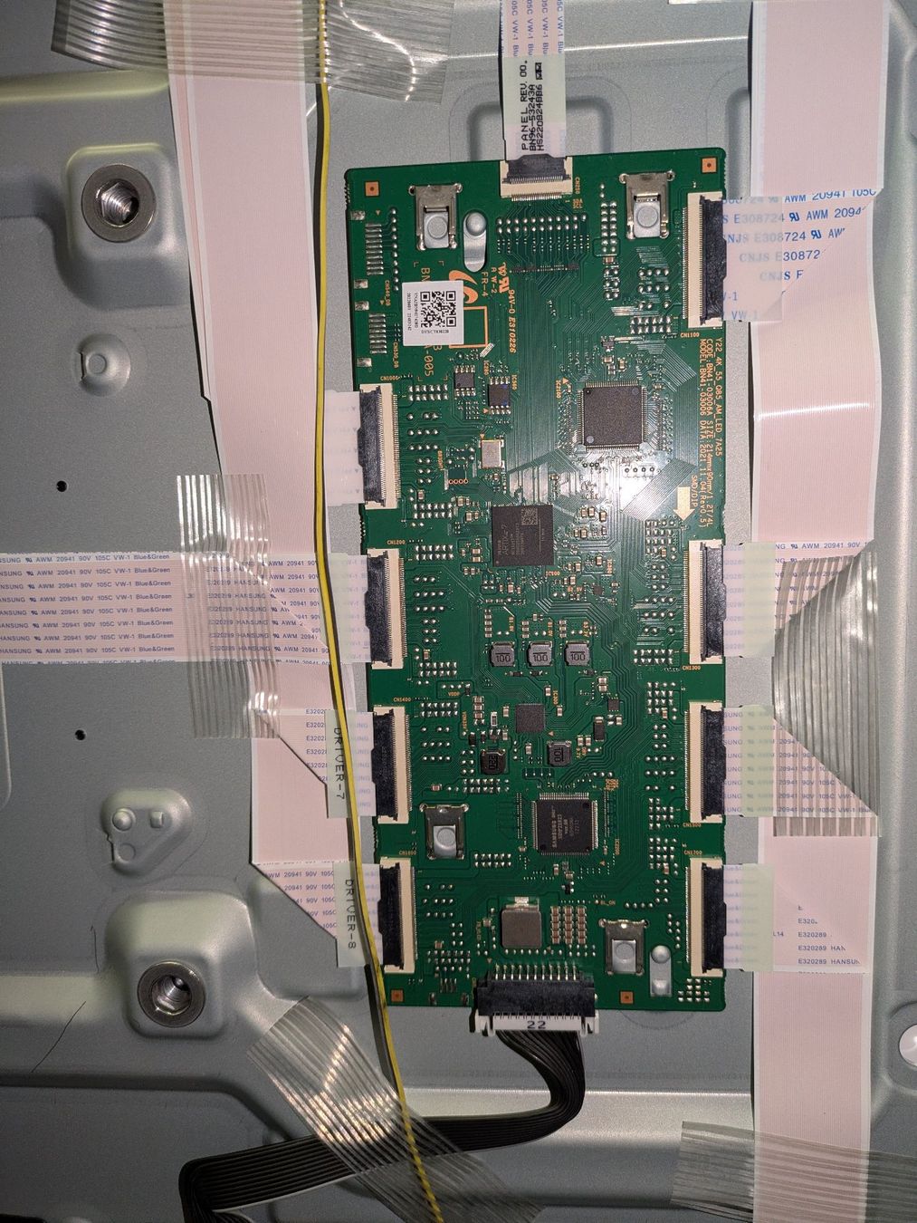 Samsung Elektronikbauteile: Samsung TV Video Connection Board Model: QE55QN90BAT – Gebraucht aus Binningen von Smile-46