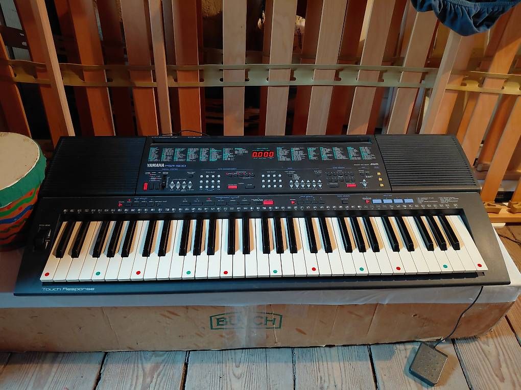 Instruments de musique: YAMAHA PSR-500 Keyboard – D'occasion à Weinfelden par Tusind 2