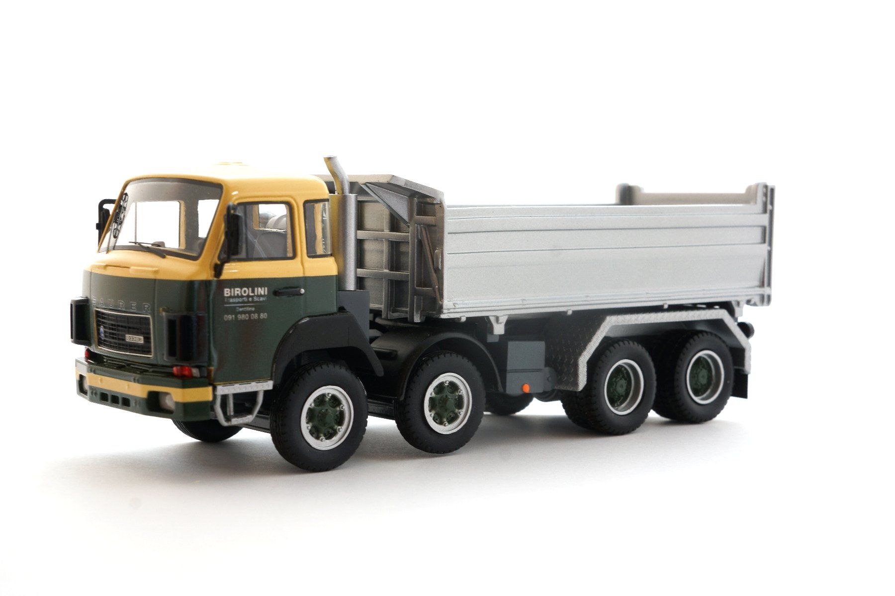 Kits de montage: PowerTrac Saurer - Set – Neuf avec emballage d'origine à Dagmersellen par FBM-Bacheli 1