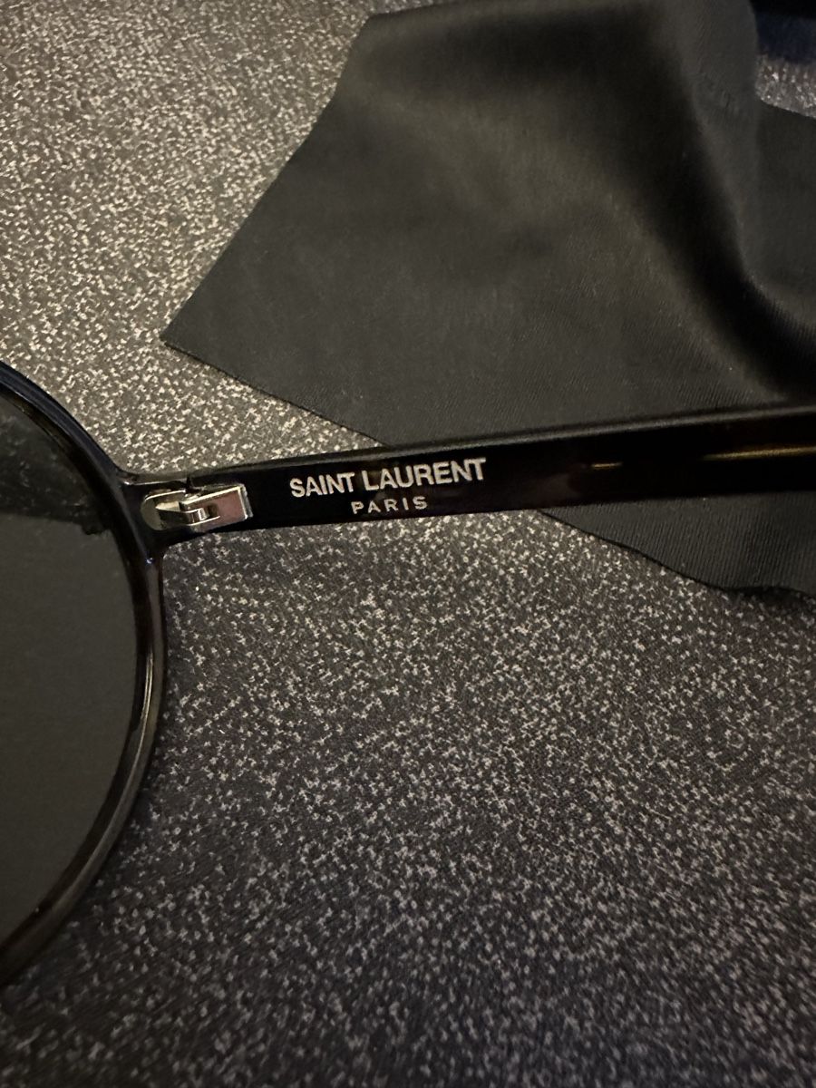 Saint Laurent Occhiali & Lenti: Saint Laurent sunglasses – Usato da Nyon venduto da Ninuscka 3