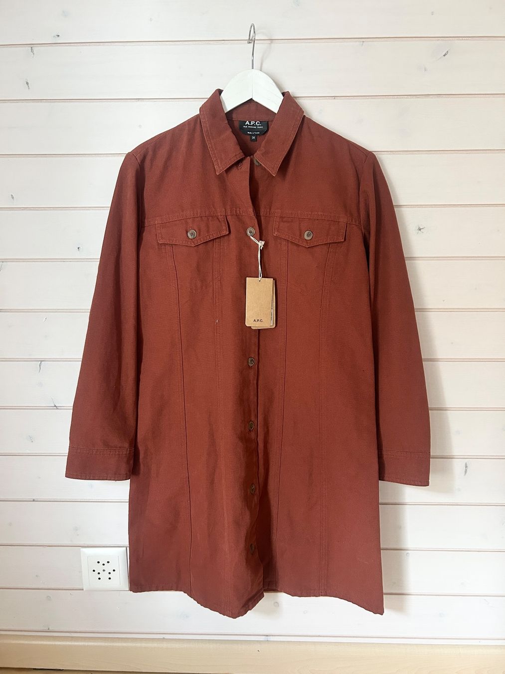Vestiti: A.P.C. Kleid Alpine Brique – Gr. 34 – Nuovo e nell'imballaggio originale da Illnau venduto da Monkky 1