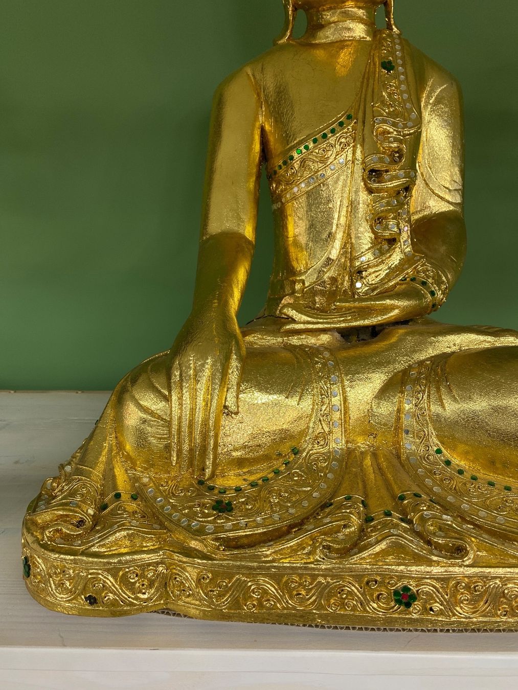 Sculture & Statue: Buddha mit Blatt, wunderschön in Gold – Nuovo (secondo la descrizione) da Pfäffikon SZ venduto da Anita8808 5