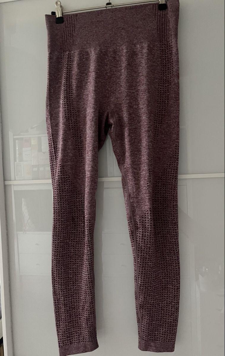 Leggings: Leggings bordeaux Grösse S – Usato da Hochdorf venduto da lor_dk57 1
