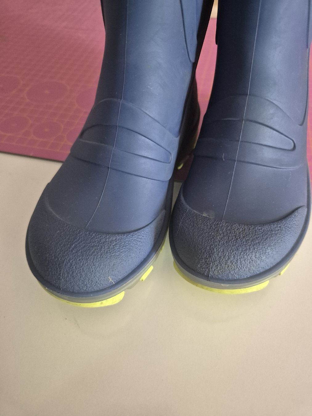Scarpe per ragazzi: Gummistiefel Dinos 24/25 – Usato da Wynigen venduto da La_Talpa 3