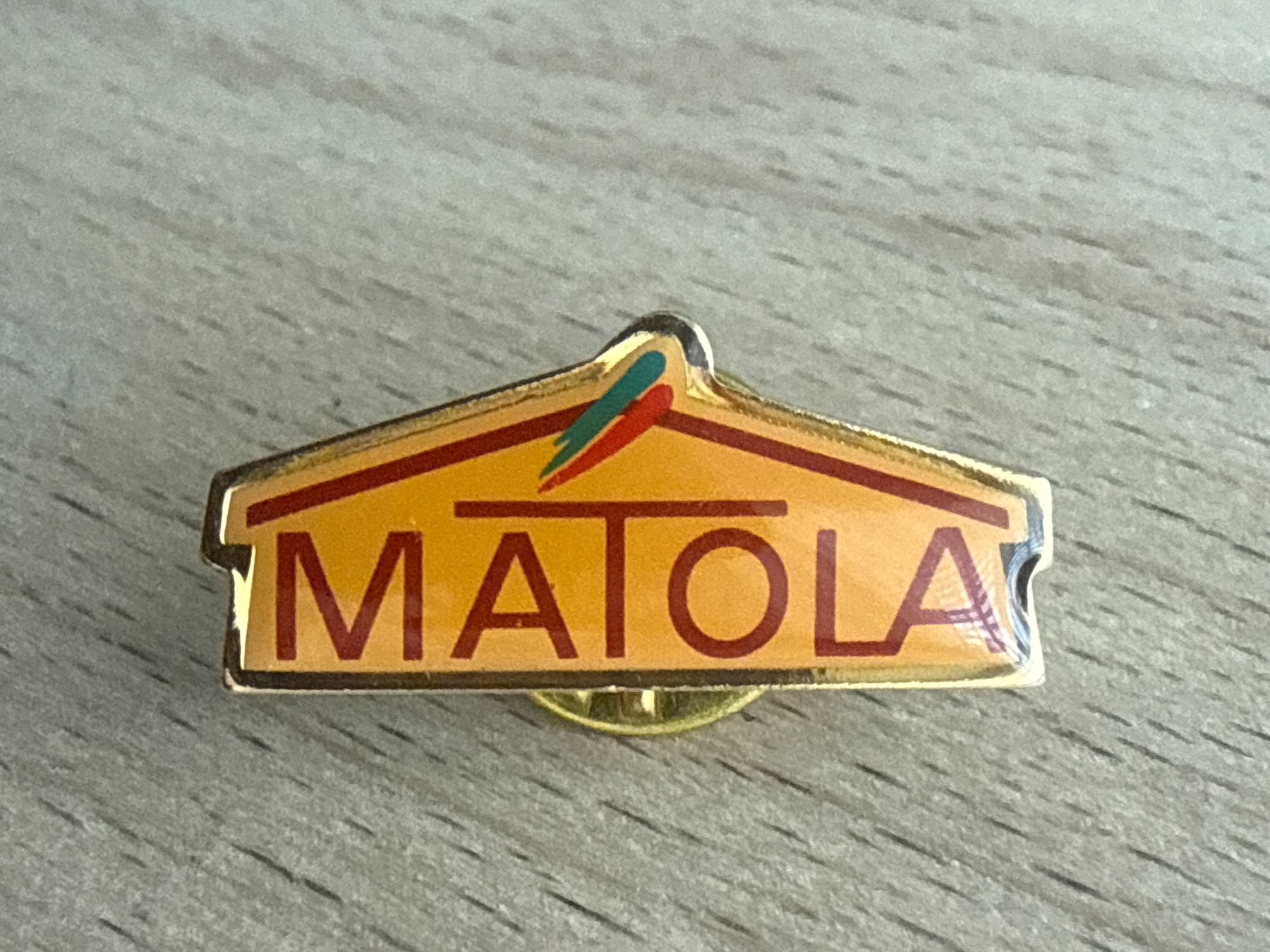 Plaquettes & Badges: Pin MATOLA – D'occasion à Glattbrugg par Schweigmatt