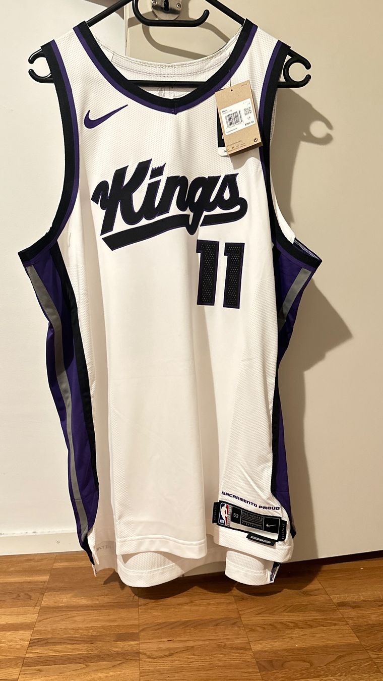 Nike Canottiere & Pantaloni: NBA Sacramento Kings Authentic Association Jersey – Nuovo e nell'imballaggio originale da Zürich venduto da SisterCarrie