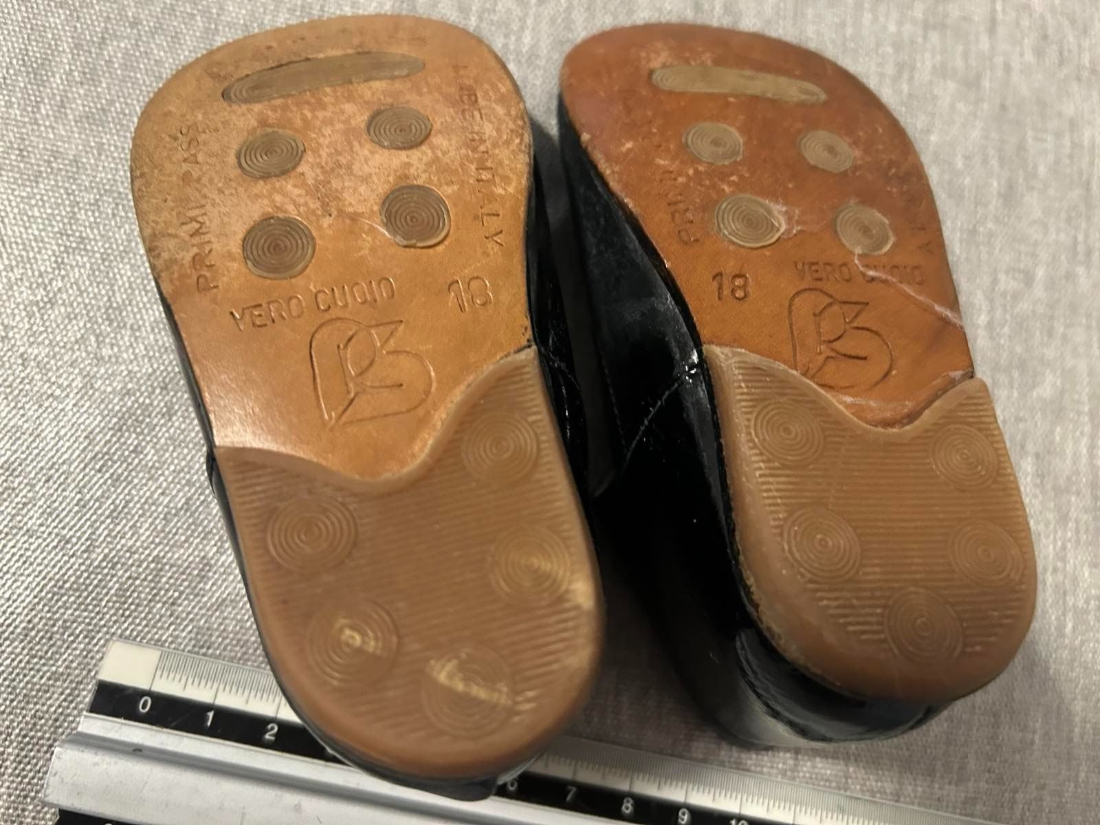 Scarpe per ragazze: Schuhe für Mädchen – Usato da Wil SG venduto da Nvik 2