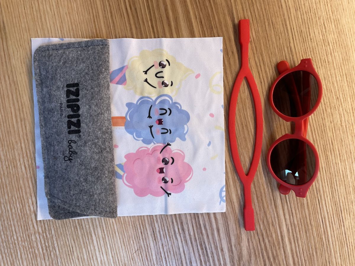 Izipizi Occhiali & Lenti: Lunettes de soleil bébé Izipizi – Nuovo e nell'imballaggio originale da Marin-Epagnier venduto da mal_pb5h 1