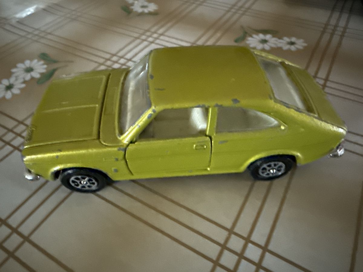 Corgi Toys Modellini d'auto: Corgi Toys Morris Marina 1.8 TC – Usato da Wohlen AG venduto da NincoA-Z 1