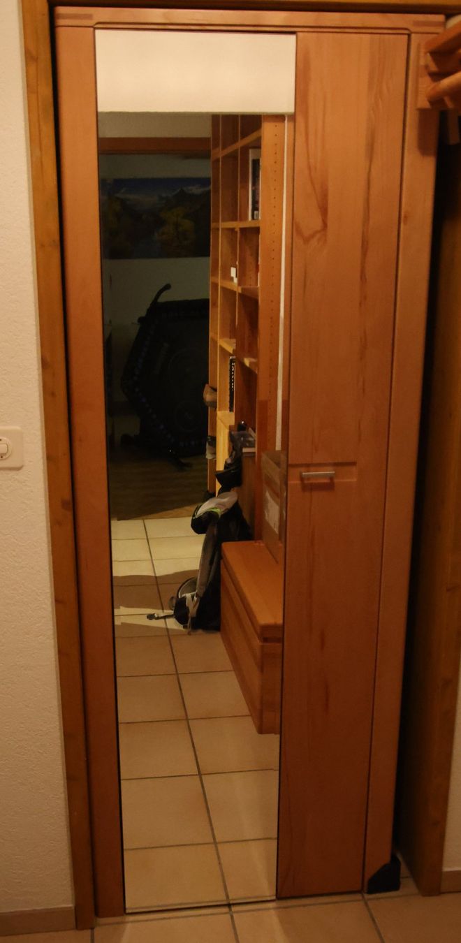 Garderobe: Garderobeschrank Kernbuche – Gebraucht aus Diegten von dolphin04