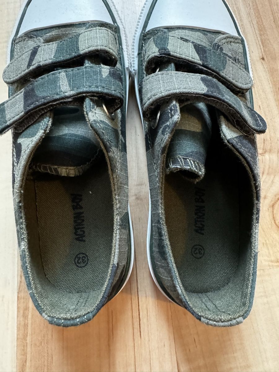 Scarpe per ragazzi: Sneaker, Junge, 32, Camouflage, neu – Nuovo (secondo la descrizione) da Wilen b. Wil venduto da carpediem25 2