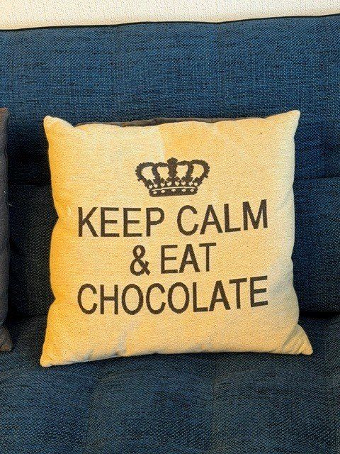 Kissen: Coussins "Keep Calm & Eat Chocolate" Marine & Beige – Gebraucht aus Gland von chr_h8qc 1