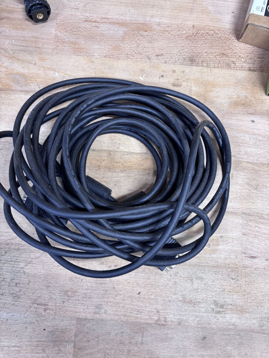 Cavi: Cable VGA 10m – Usato da Epalinges venduto da nat_yr5q 1
