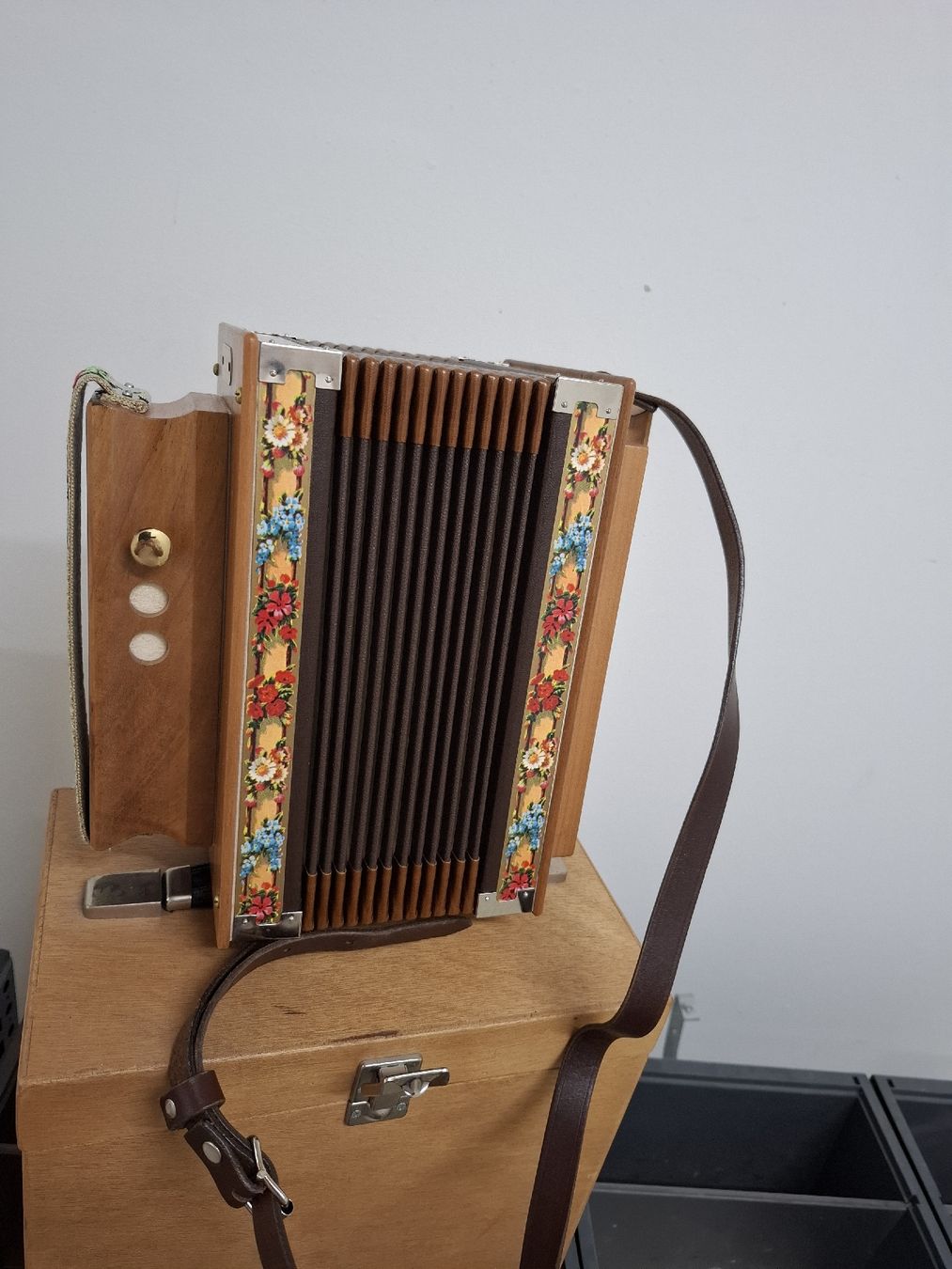 Strumenti musicali: langnauer orgeli – Usato da Villeneuve venduto da BibiVintage 1