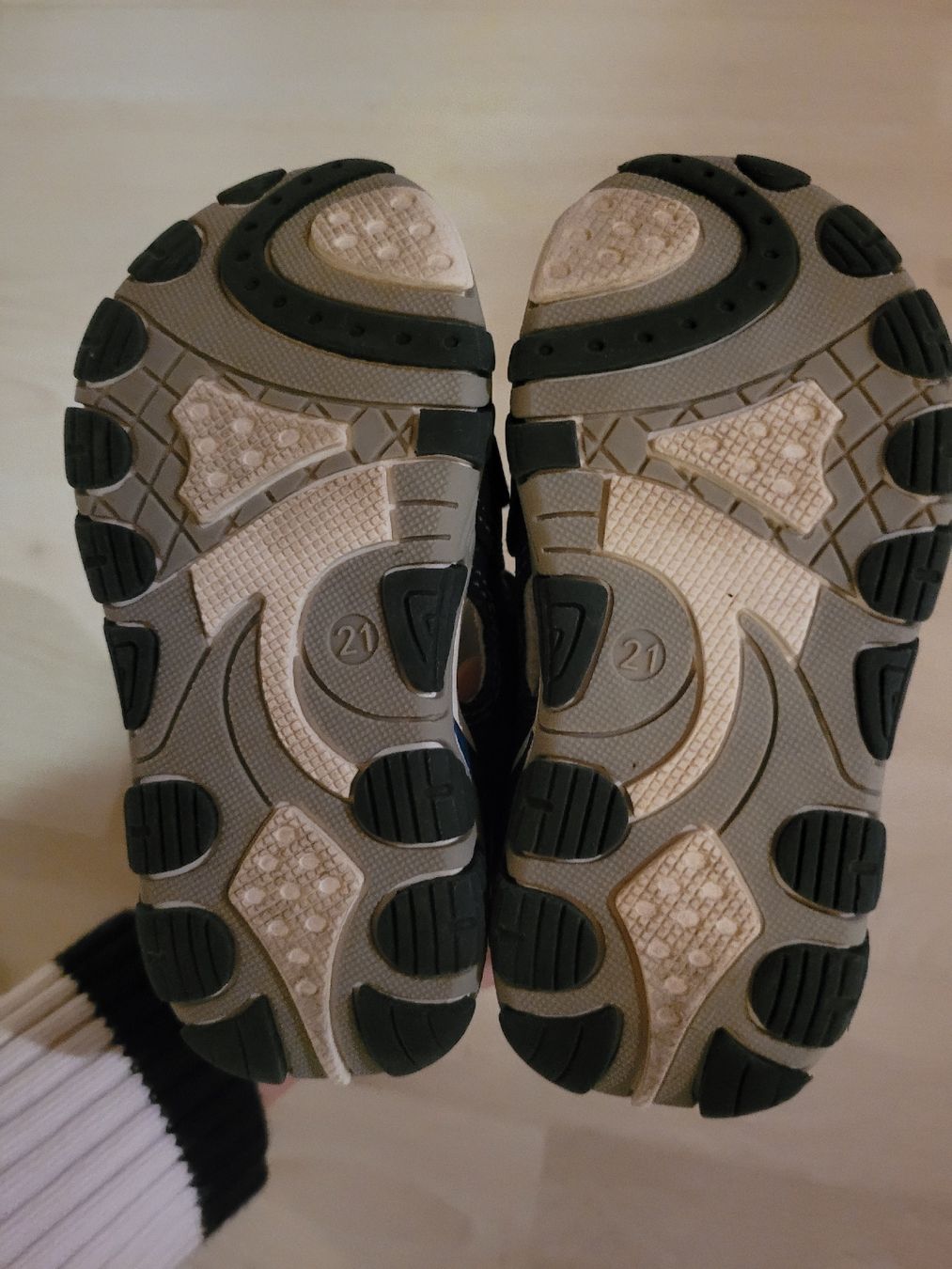 Schuhe für Jungen: Sandalen gr. 21 – Gebraucht aus Inwil von Flower2325 1