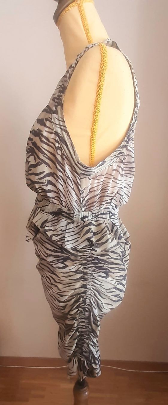 Iro Vestiti: Robe IRO en soie – Usato da Chêne-Bourg venduto da chsandra34 1